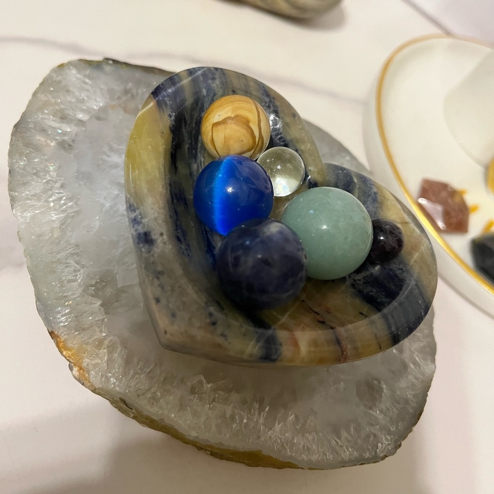 Clarity✨Balance✨Intuition - Sodalite Bowl - Picture 3 of 3